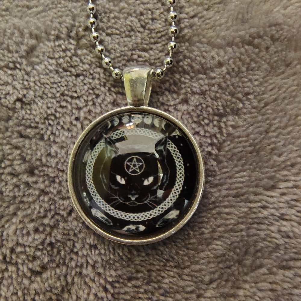 Black Cat Pentagram Pendant Necklace